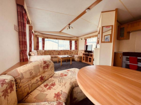Отель Fantasy Island Caravan Hire- Located at Fantasy Island- Eastgate Caravan Park, Sea Lane, Ingoldmells  Инголдмелс
